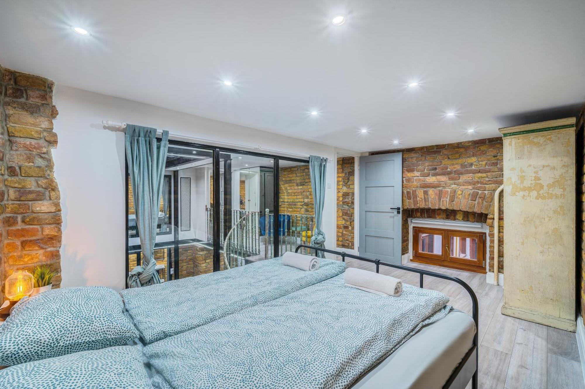 City Center Loft Haven: Modern Elegance Budapest Eksteriør billede