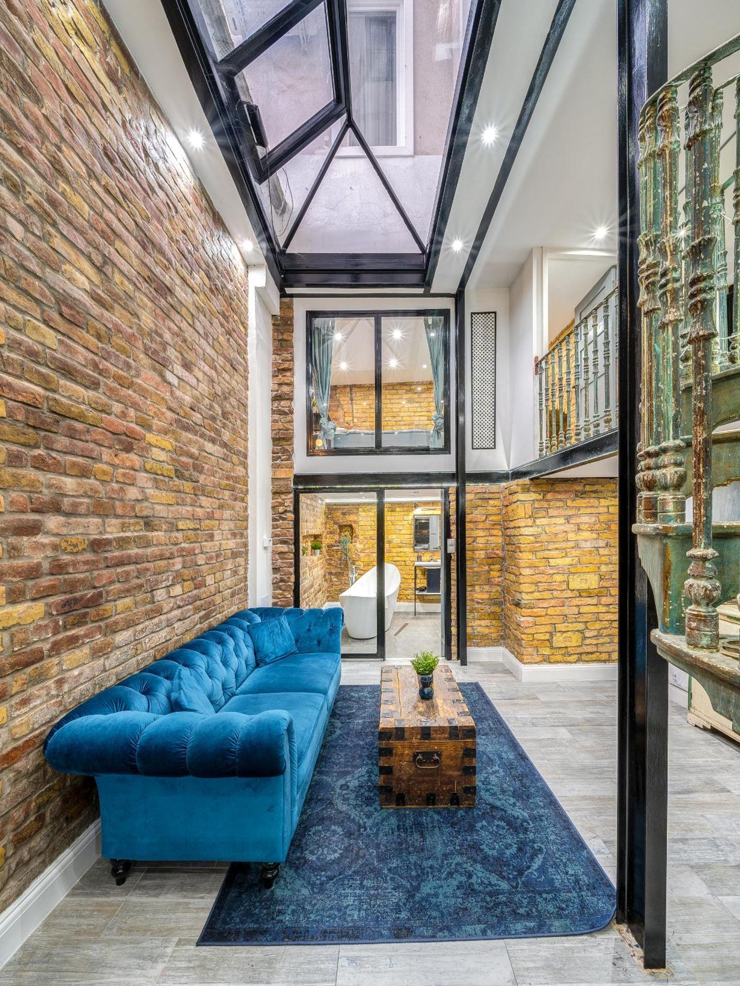 City Center Loft Haven: Modern Elegance Budapest Eksteriør billede